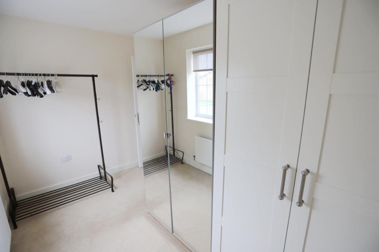 Easytravel Luxury Nec/Airport 3 Beds House Appartement Birmingham Buitenkant foto