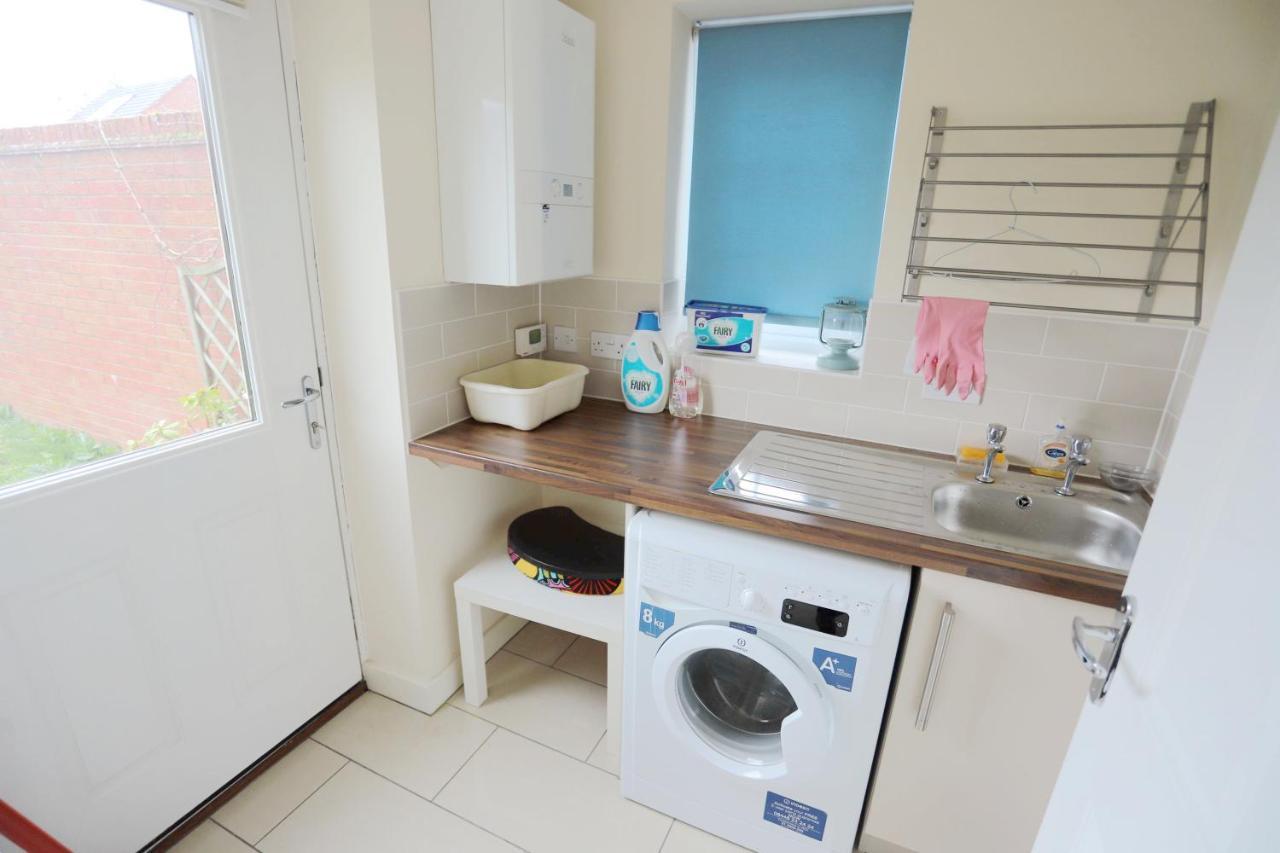 Easytravel Luxury Nec/Airport 3 Beds House Appartement Birmingham Buitenkant foto