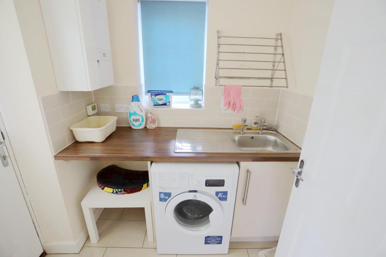 Easytravel Luxury Nec/Airport 3 Beds House Appartement Birmingham Buitenkant foto